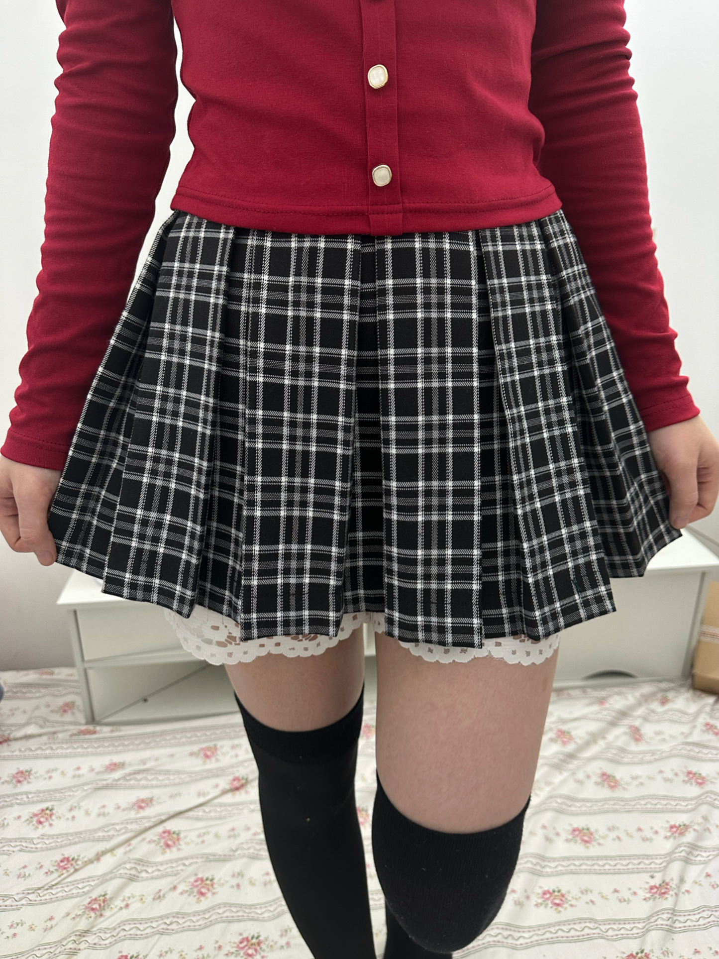 Plaid skirt (black)