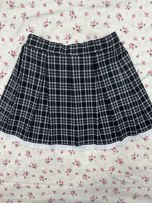 Black plaid skirt