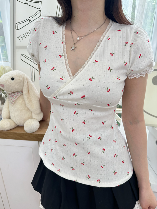 Cherrie wrap top
