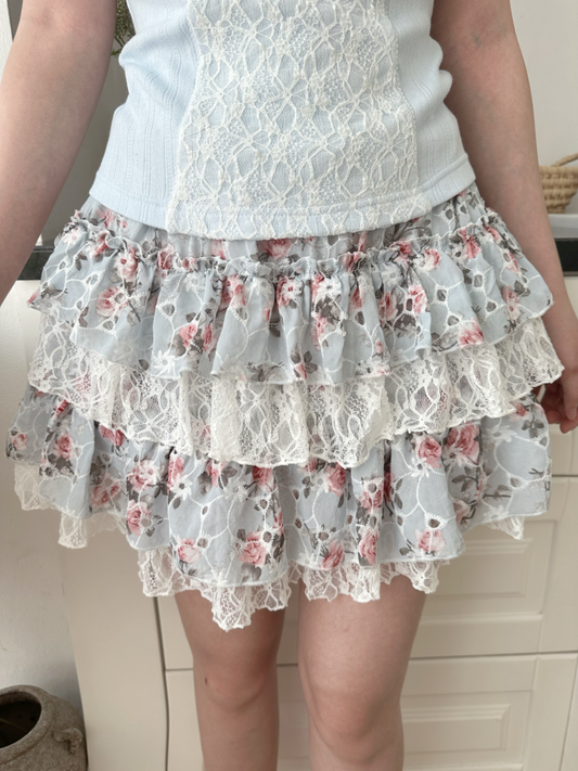 Sea ruffle skirt